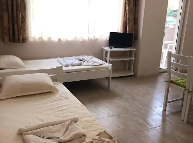 Guest Luxor Guest house 3*