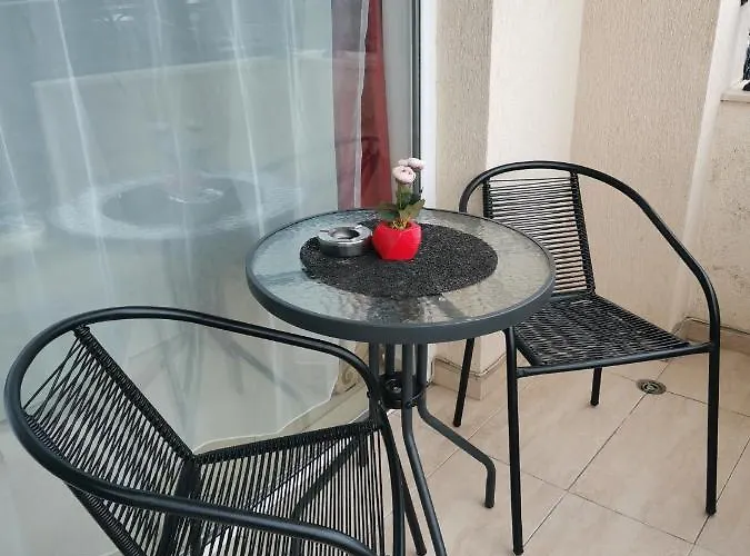 Guest house Guest Luxor Primorsko